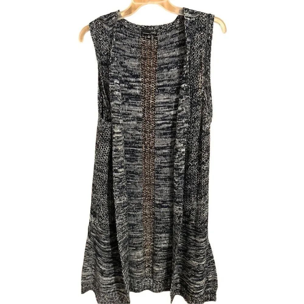 RXB Womenโs Size M BlueโKnit Sleeveless Vest Knit Cardigan